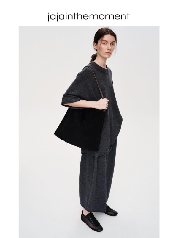 Moss Green Corduroy Slouchy Tote Bag – Minimalist Large Shoulder Bag for Everyday Chic