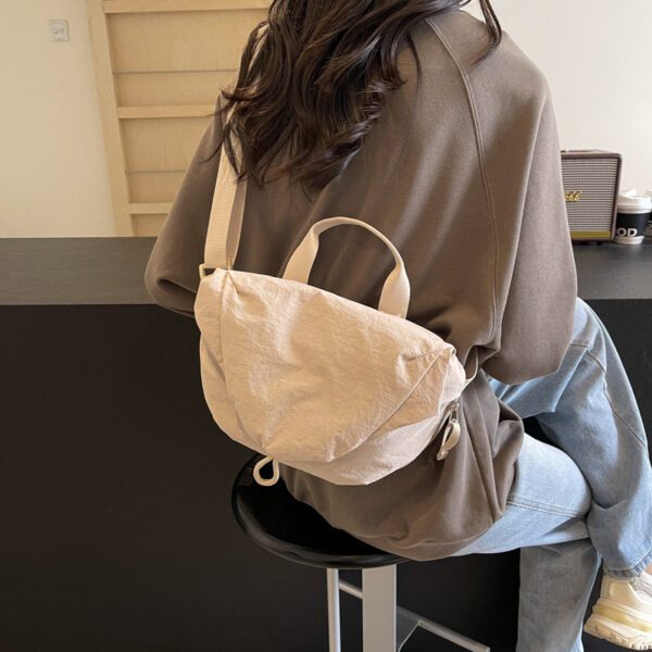 Versatile Nylon Dumpling Crossbody Bag – Lightweight Urban Outdoor Shoulder Tote